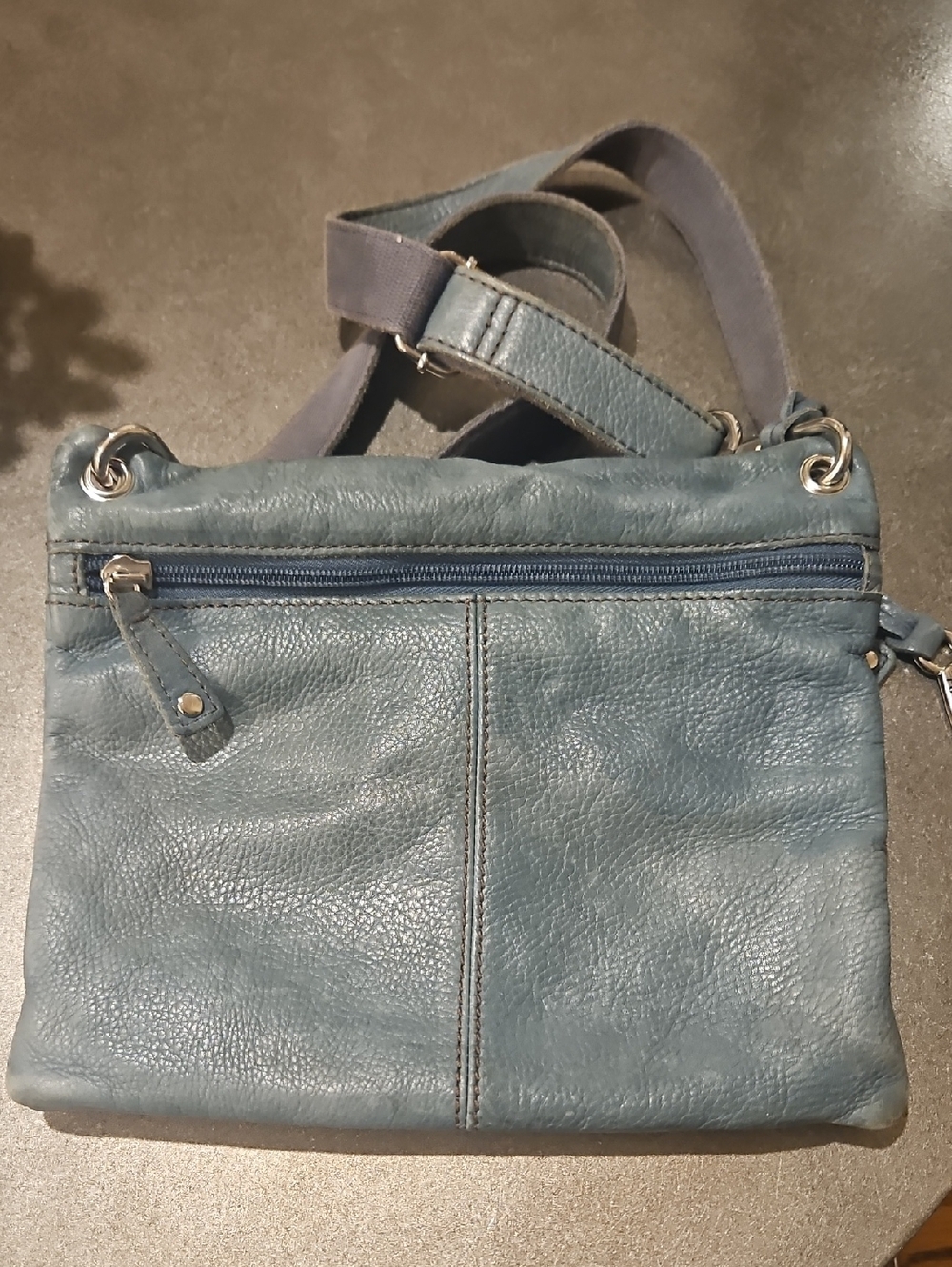 Fossil Blue Leather Crossbody Bag - Picture 5 of 8